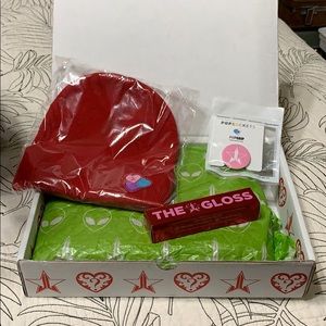 Jeffree Star 2020 Valentine’s Day Mystery Box